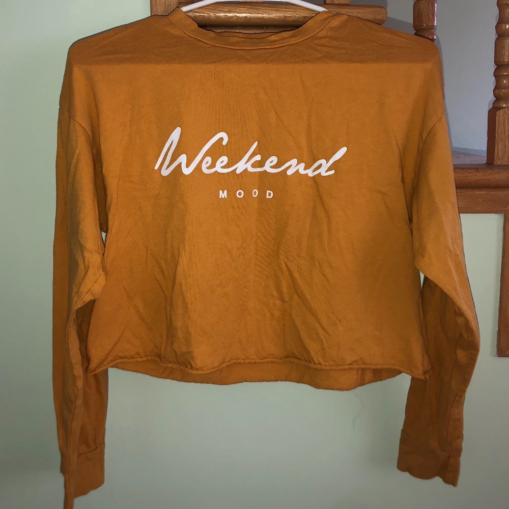 Long Sleeved Cropped Tee